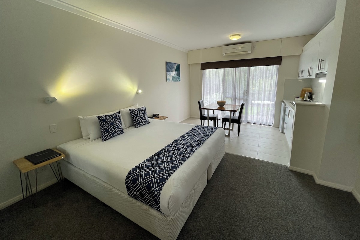 In-room safe, iron/ironing board, cots/infant beds, free WiFi