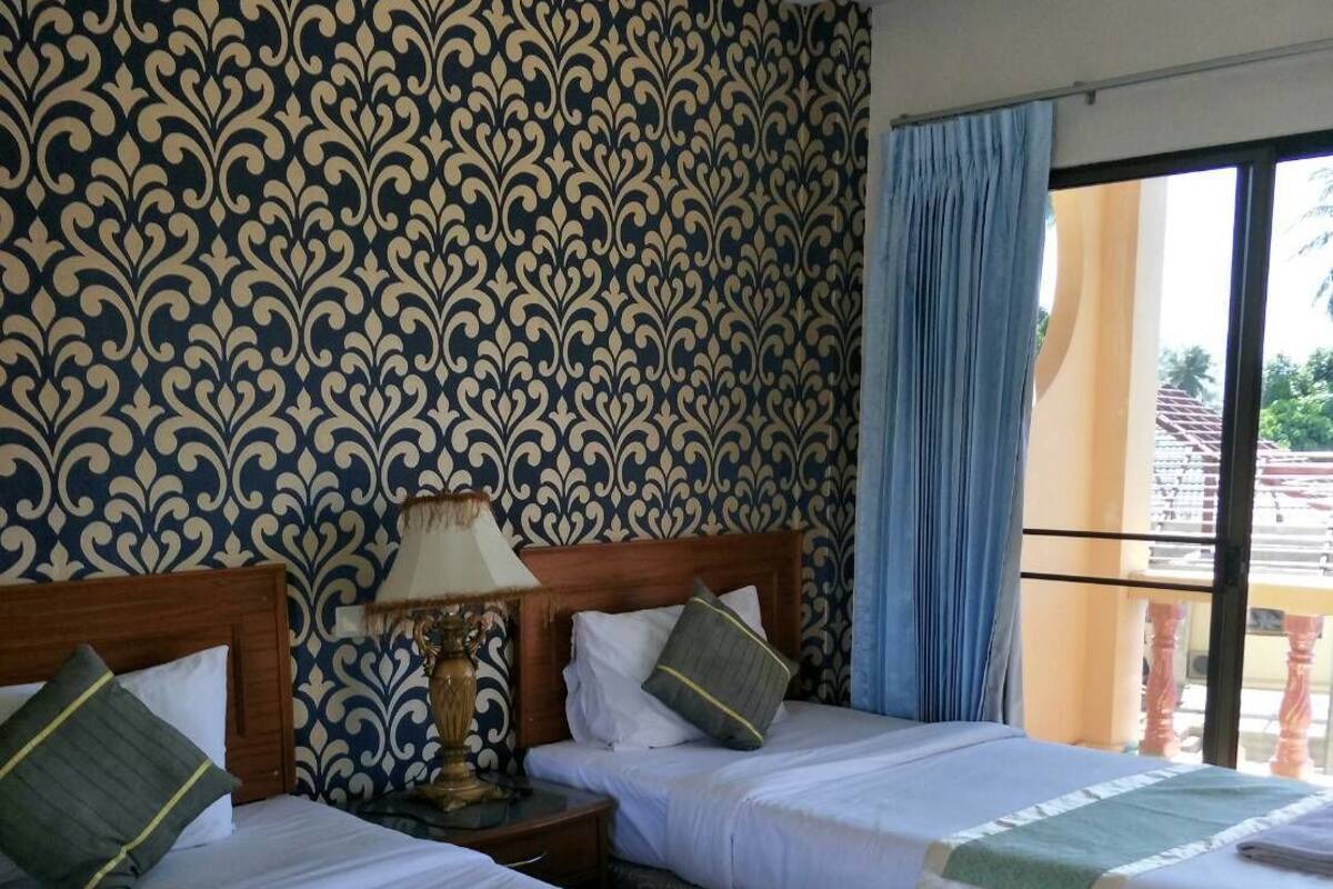 Twin bed with Balcony  | Rollaway beds (surcharge), WiFi (free)