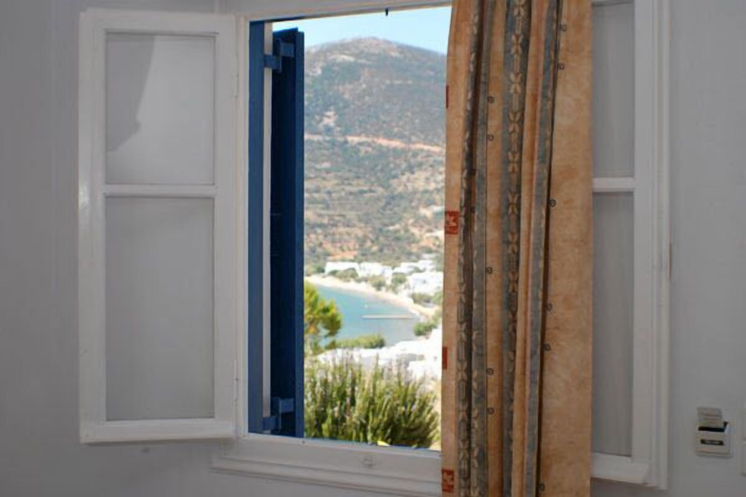 family triple room | view from room