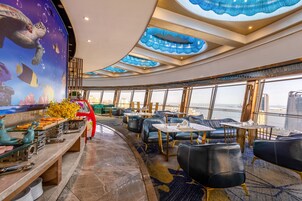 2 restaurants, Chinese cuisine