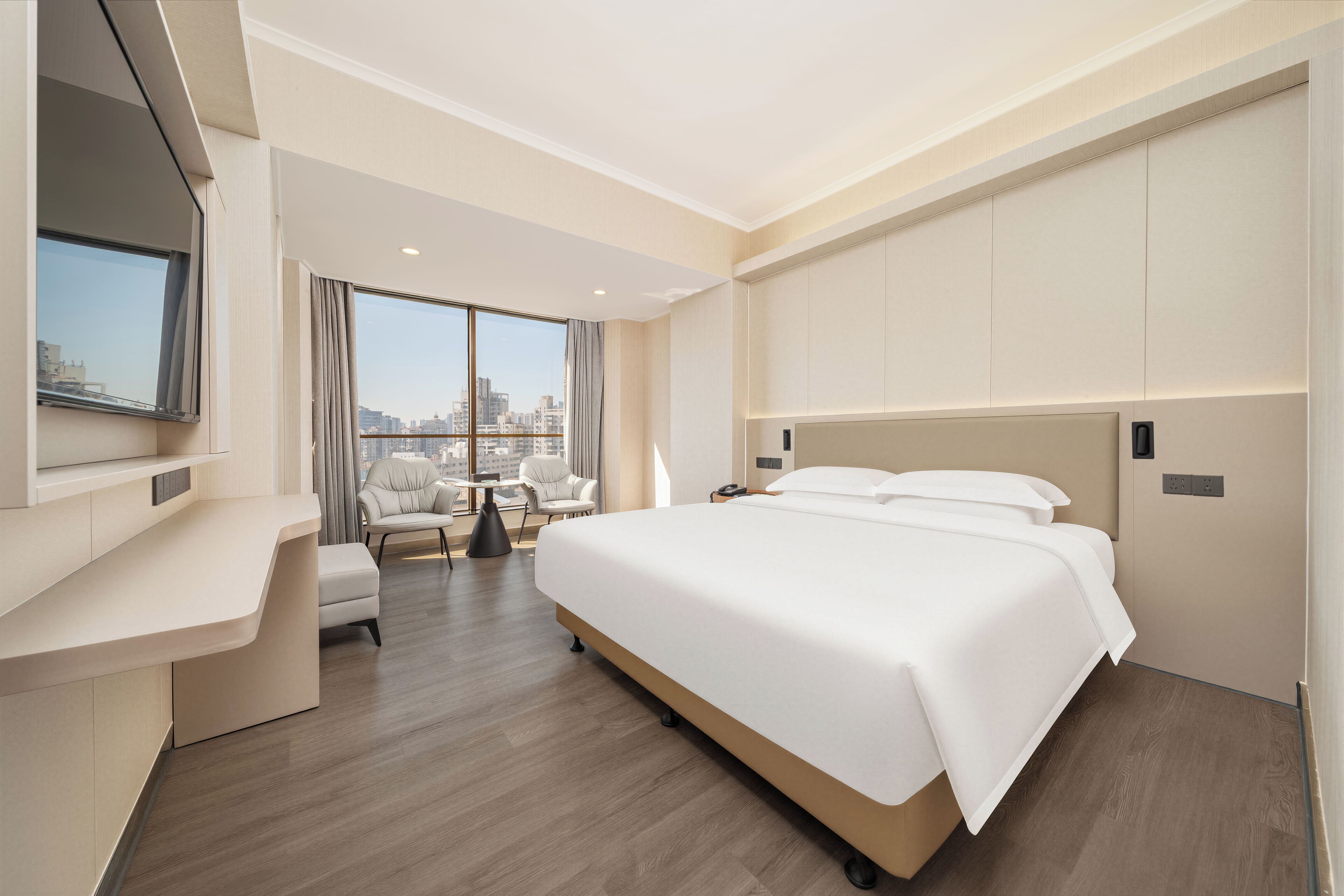 Superior Double Room, 1 King Bed | Premium bedding, desk, blackout curtains, rollaway beds