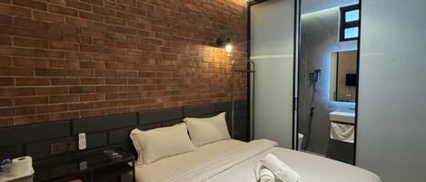 Premium bedding, in-room safe, desk, free WiFi