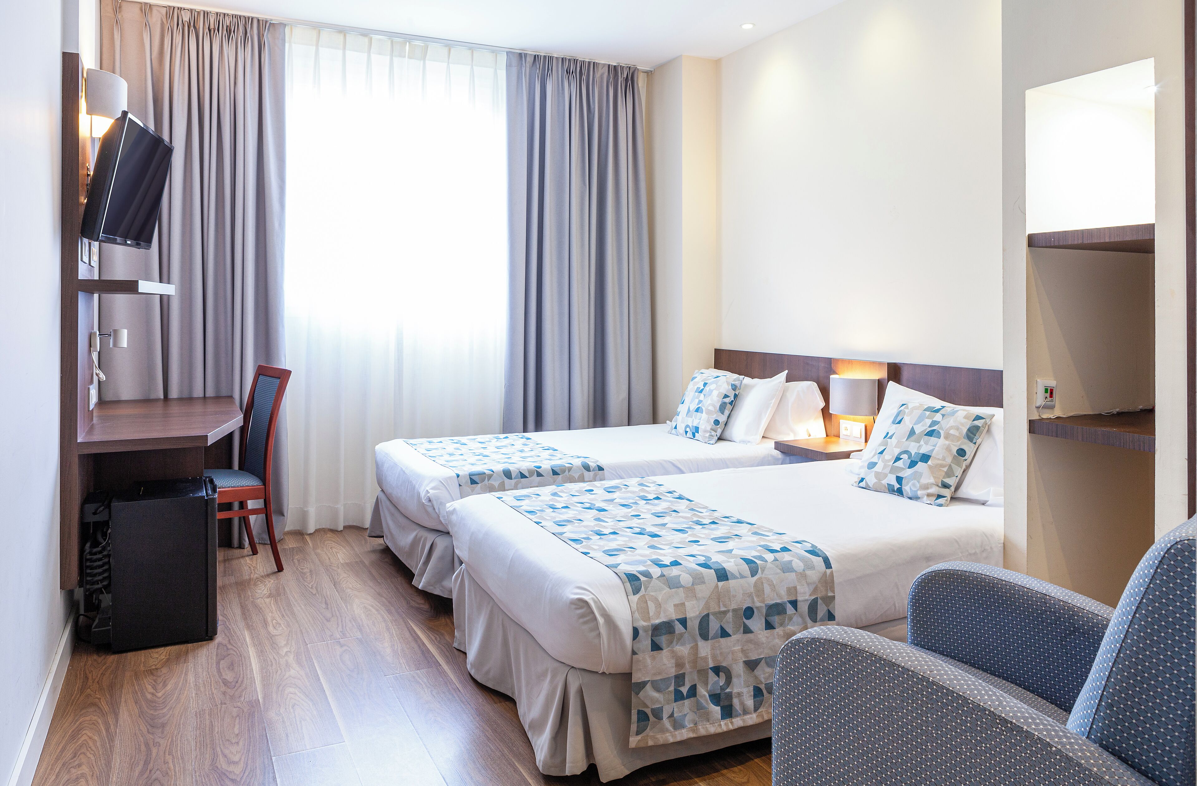 Minibar, in-room safe, desk, laptop workspace