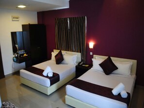 Desk, free WiFi, bed sheets, wheelchair access - Hotel Kobemas Melaka (Malacca City)
