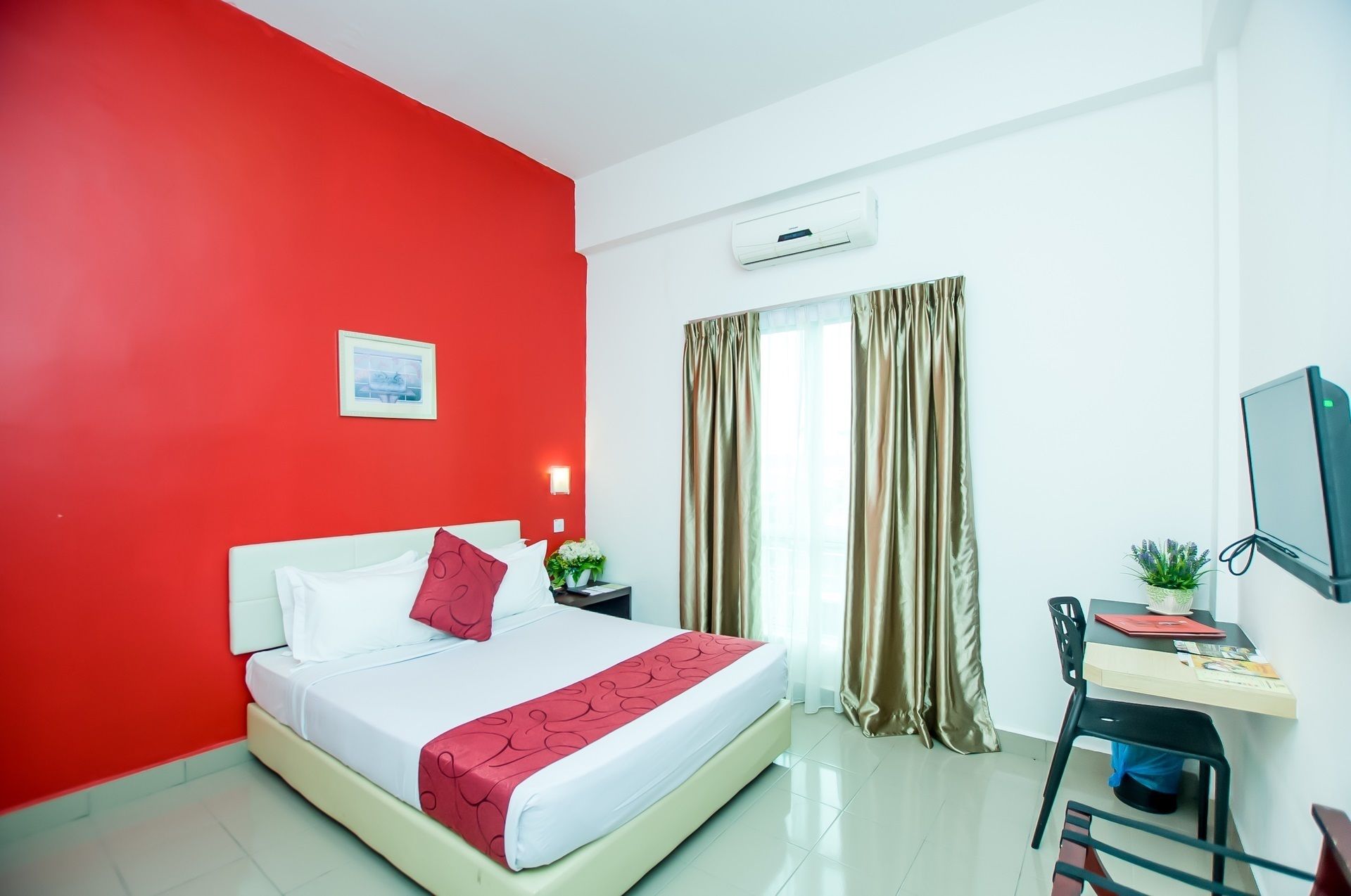 Superior-Doppelzimmer | Schreibtisch, kostenloses WLAN, Bettwäsche, Rollstuhlgeeignet