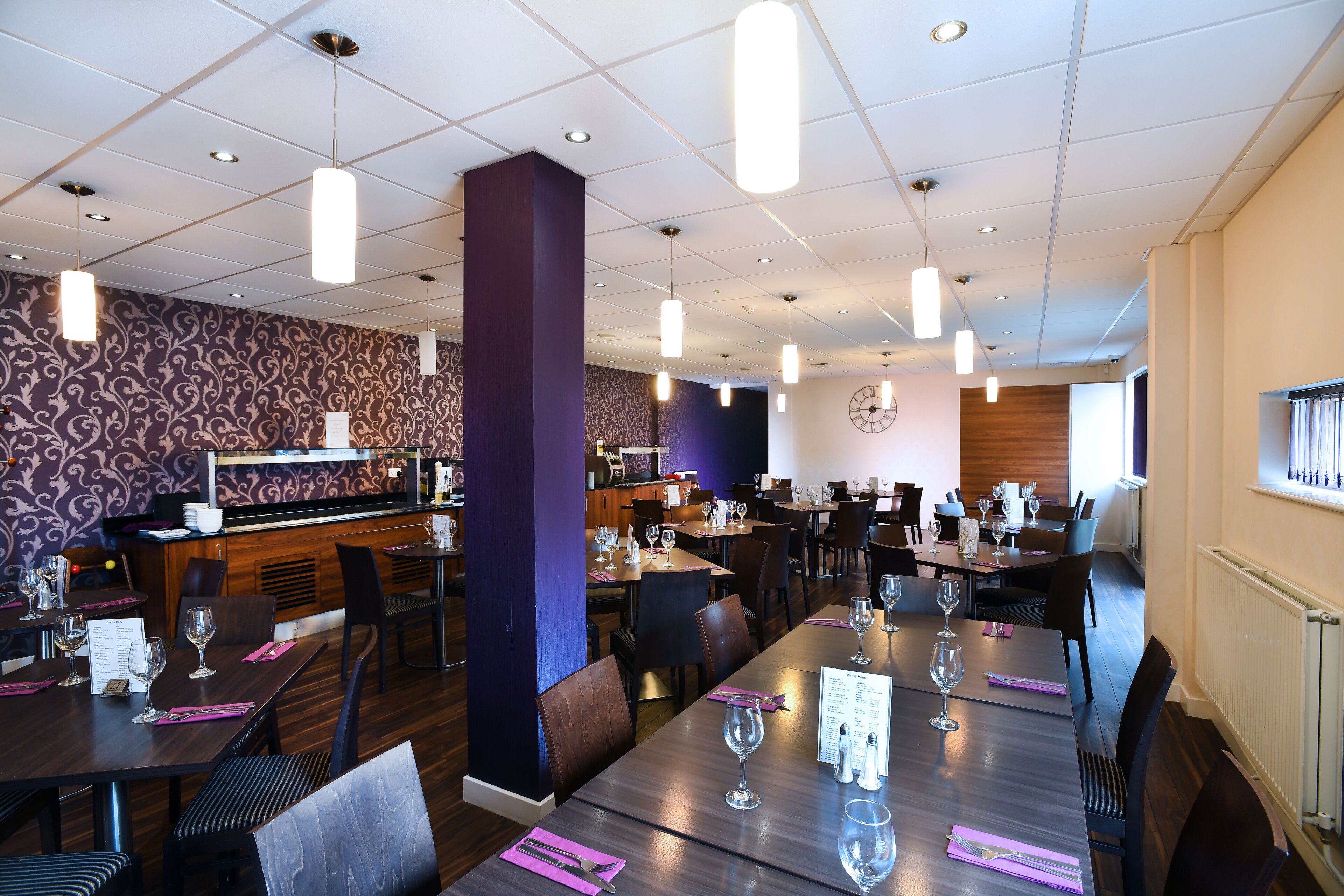 breakfast, lunch and dinner served