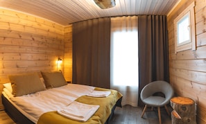 Superior Twin Room | Bed sheets - Tankavaara Gold Village (Sodankyla)