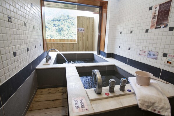 Comfort Suite | Soundproofing, free WiFi - Wulai Town House (New Taipei City)