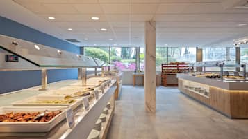 Breakfast, lunch, dinner served; international cuisine