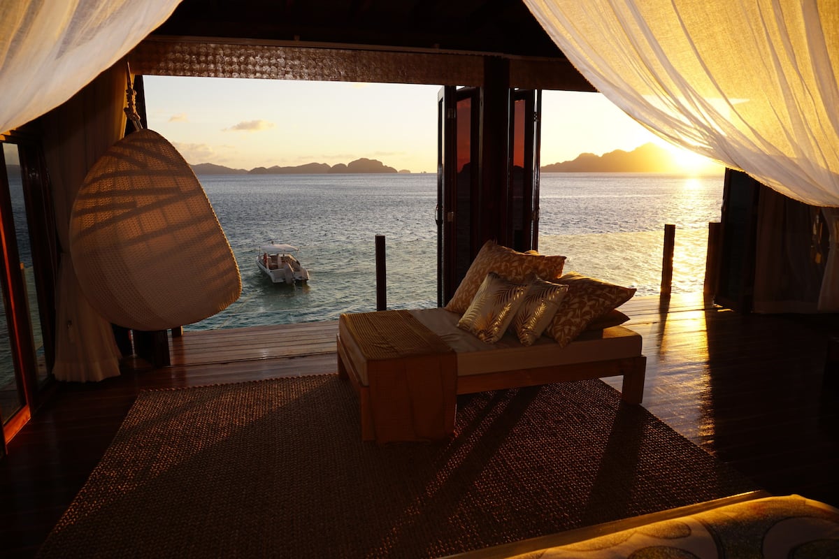 Phòng Suite có tầm nhìn toàn cảnh, 1 phòng ngủ, quang cảnh biển | Bộ đồ giường cao cấp, két bảo mật tại phòng