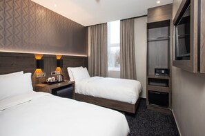 Classic Twin Room | Desk, soundproofing, iron/ironing board, free WiFi
