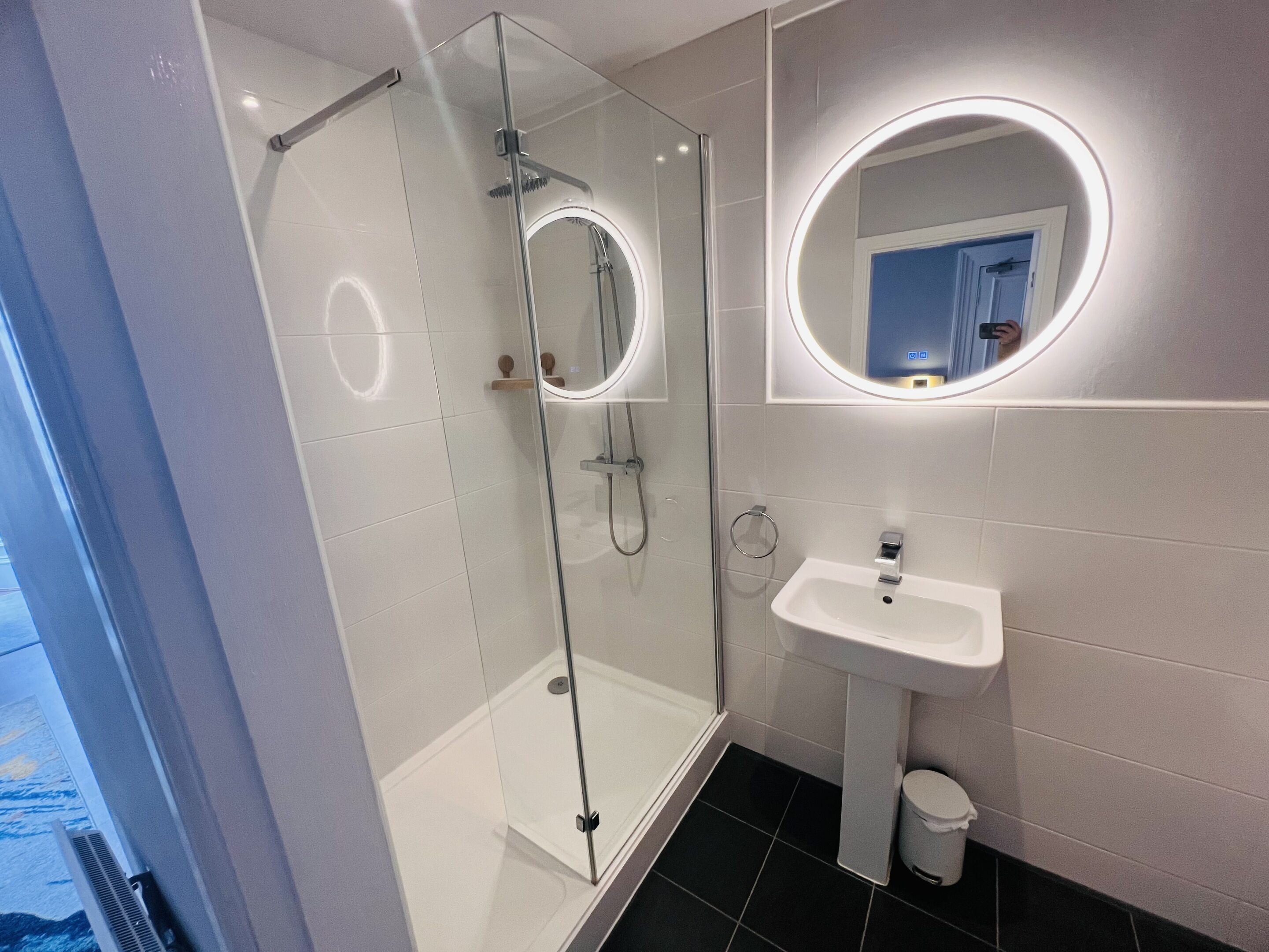 Suite, en-suite badkamer | Badkamer