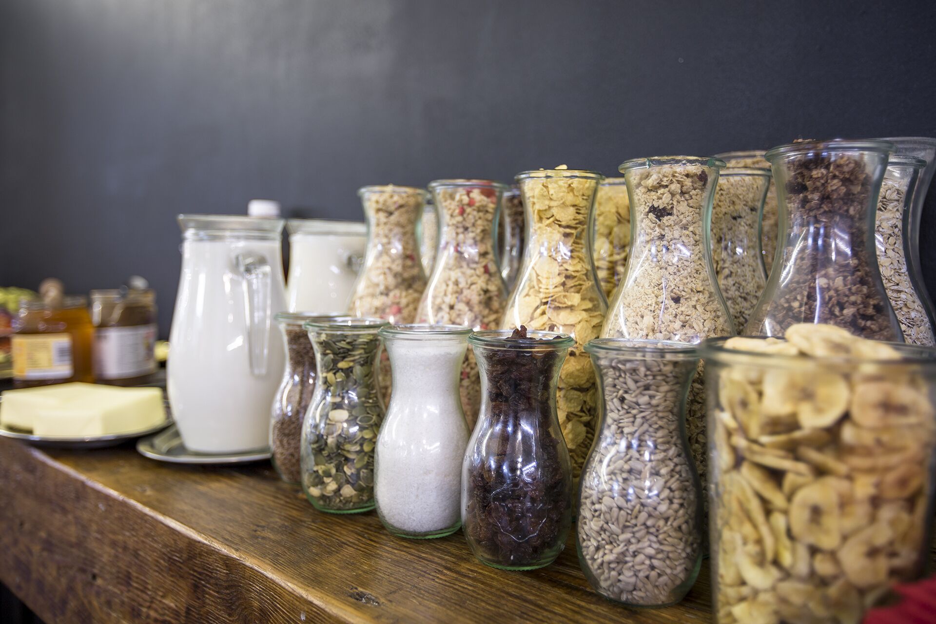 daily full breakfast (czk 220 per person)