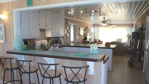 Interior - Beach Bags (Hope Town)