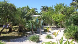 Property entrance - Beach Bags (Hope Town)