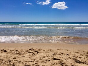 White sand, windsurfing, kayaking - Camping 3 Estrellas (Gava)