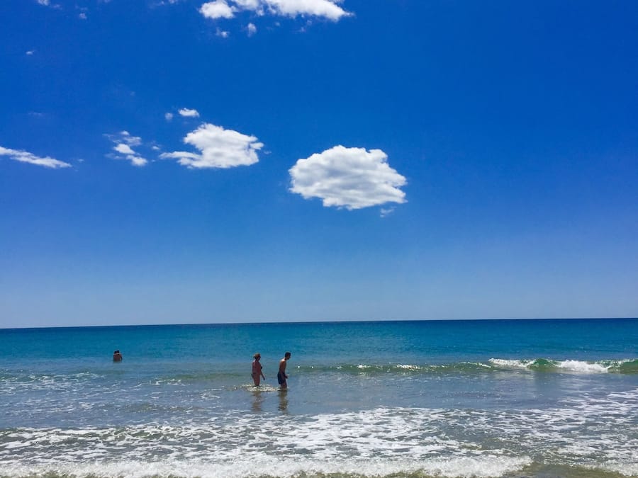 Arena blanca, windsurf, kayak