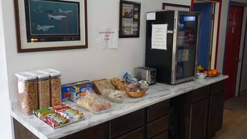 Free daily continental breakfast