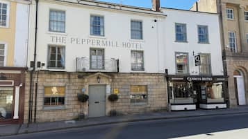 Fachada de la propiedad