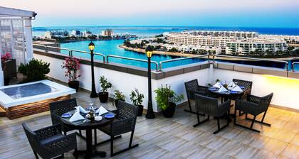 Ramada Hotel & Suites by Wyndham Amwaj Islands Manama