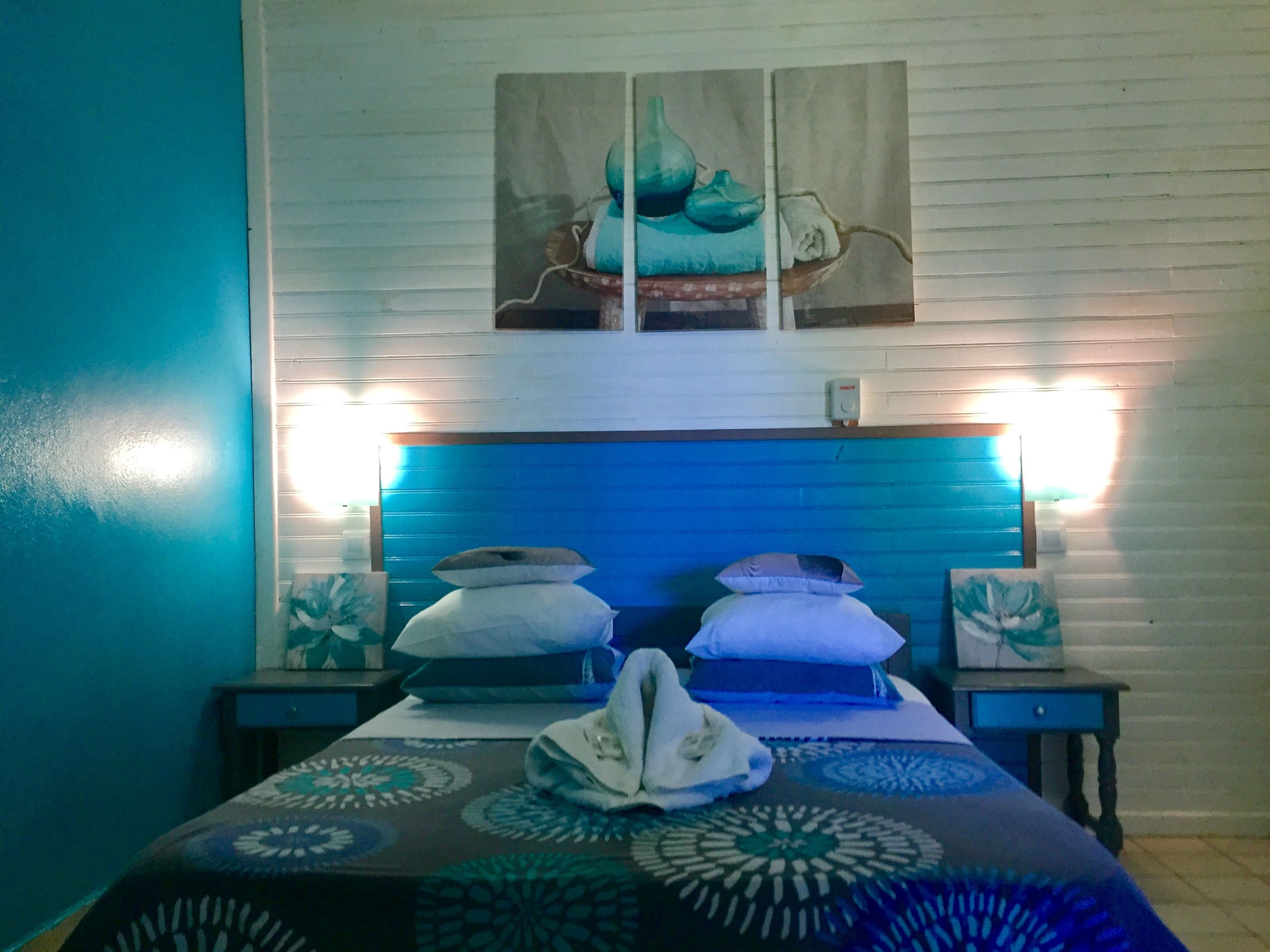 Apartemen Klasik, 1 kamar tidur, dapur, pemandangan laut terbatas | Meja kerja, setrika/meja setrika, dan tempat tidur lipat/tambahan