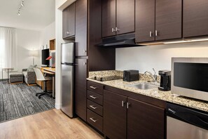 1 bedroom, premium bedding, pillowtop beds, desk