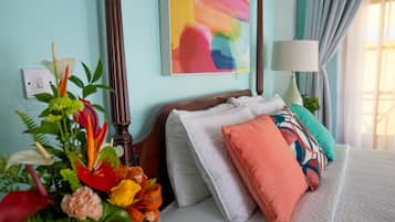 Standard Room | Individually decorated, individually furnished, desk, iron/ironing board