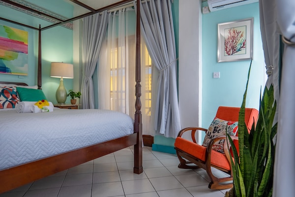 Standard Room | Desk, iron/ironing board, free WiFi, individually decorated