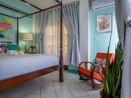 Standard Room | Individually decorated, individually furnished, desk, iron/ironing board