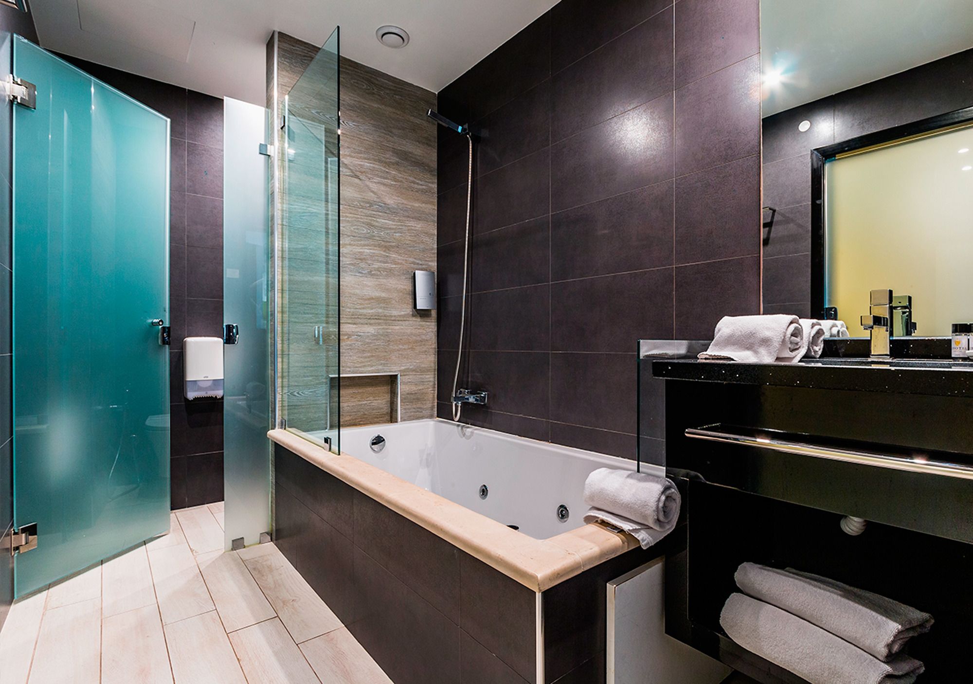suite deluxe | private spa tub