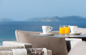 Quarto duplo luxo | Bar (na propriedade)