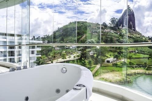 Suite (Imperial Panoramica) | Minibar, Wi-Fi gratuito