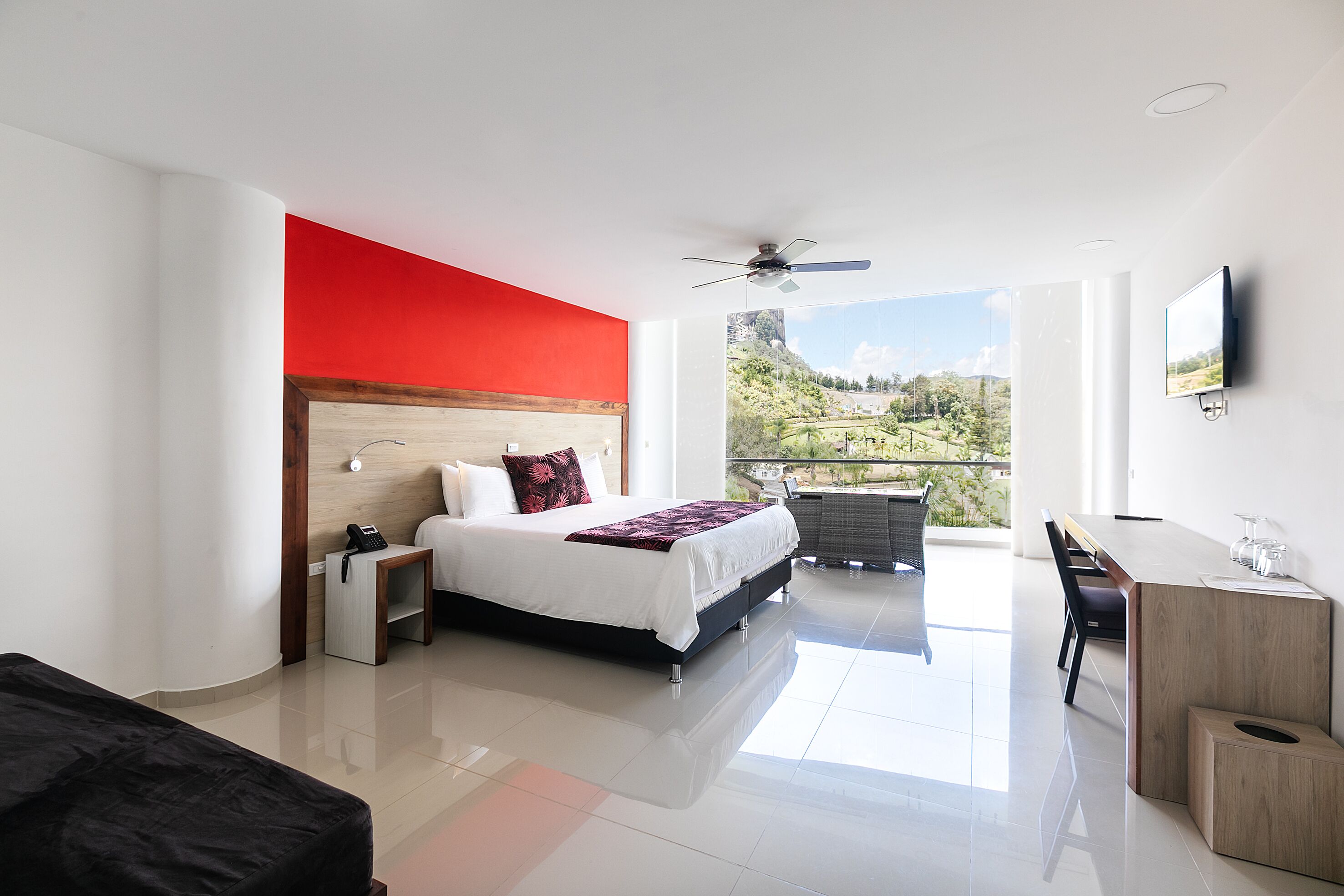 junior suite (panoramic) | minibar, free wifi