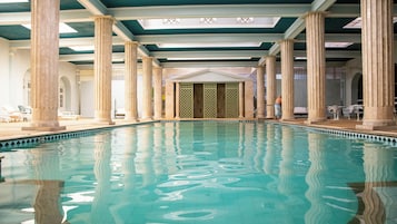 Indoor pool, pool loungers