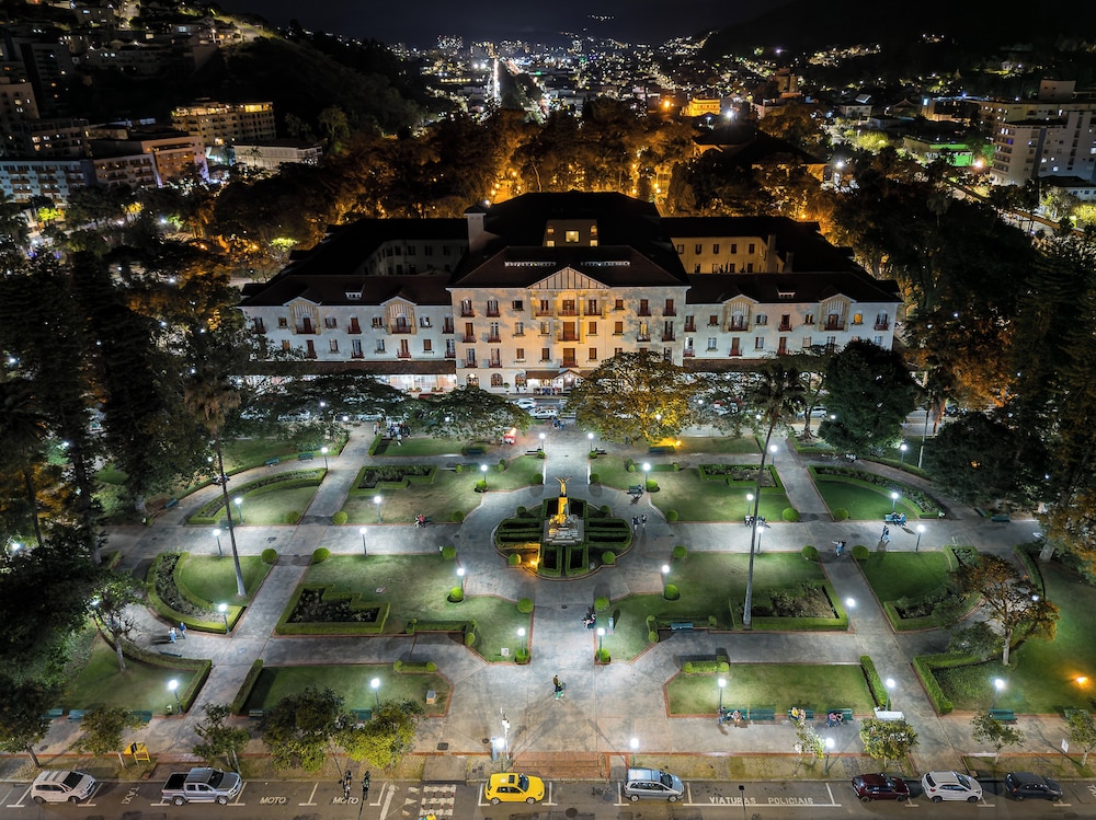 Palace Hotel by null