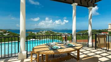 Villa (Inquire Today about last minute disco) | Außenbereich