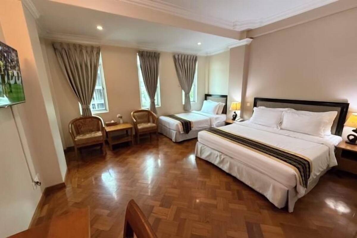 In-room safe, desk, laptop workspace, blackout drapes