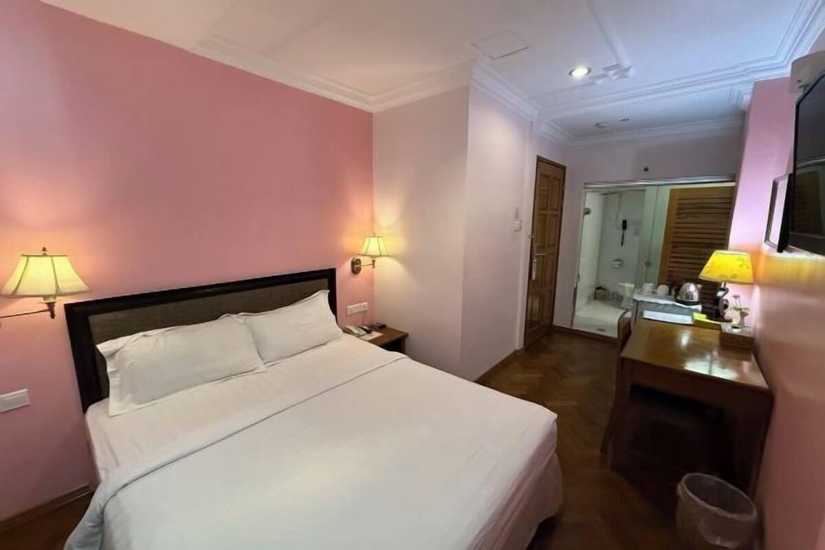 In-room safe, desk, laptop workspace, blackout drapes