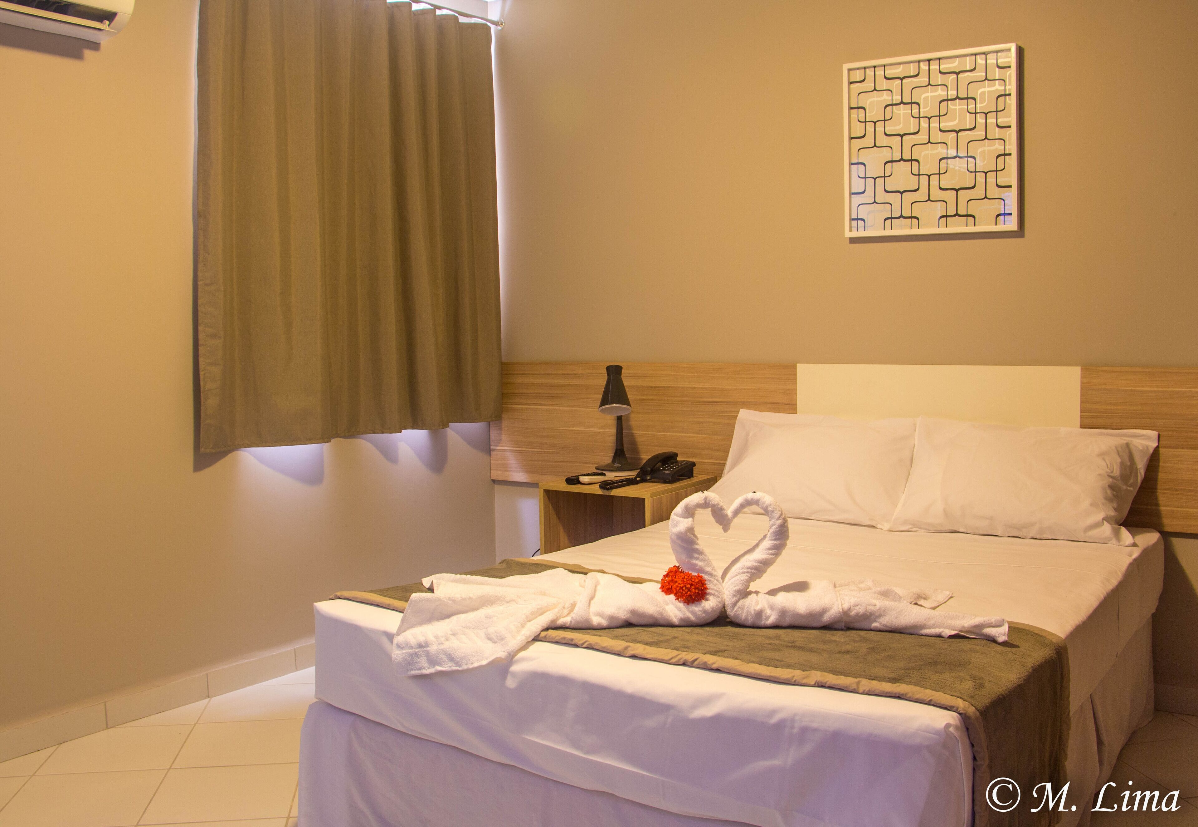 double or twin room | minibar, in-room safe, desk, free wifi