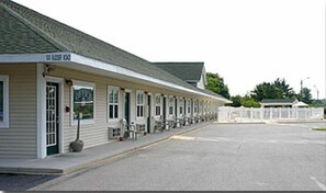 Front of property - Sea Esta Motel II (Millsboro)