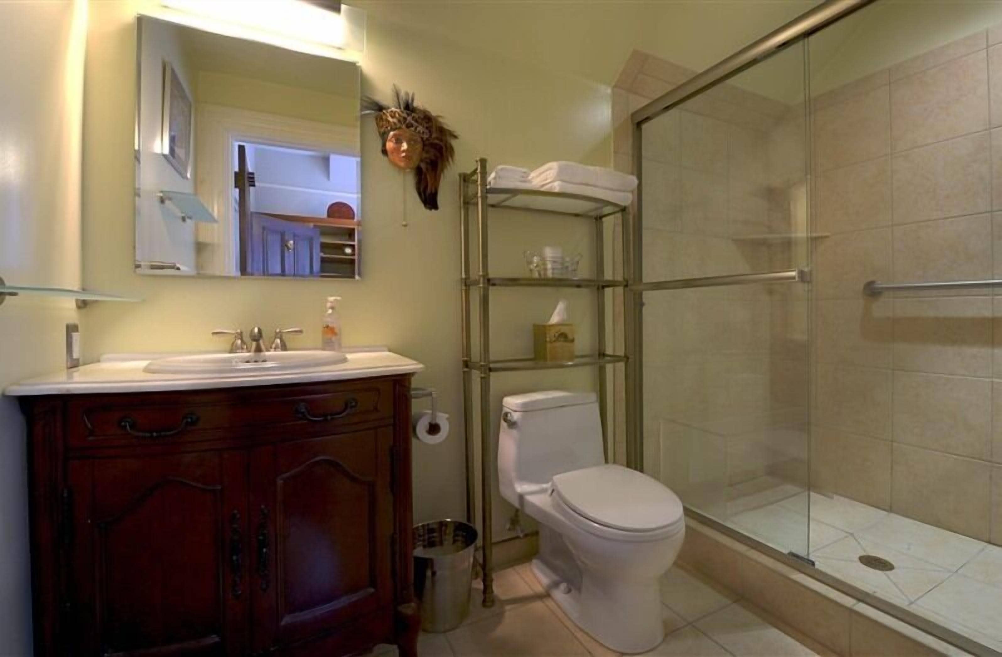 Photo - Noe's Nest Bed and Breakfast