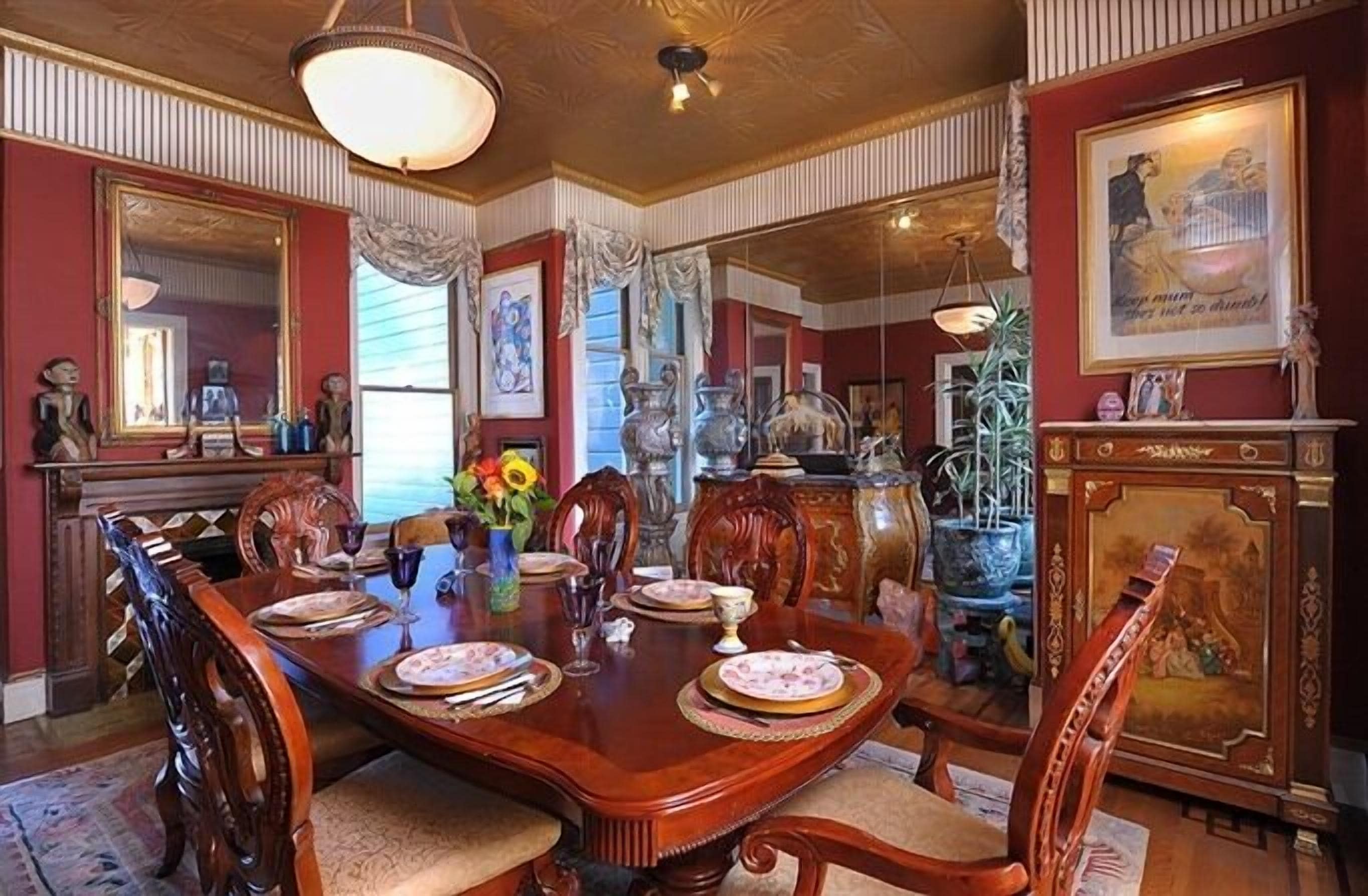 Photo - Noe's Nest Bed and Breakfast