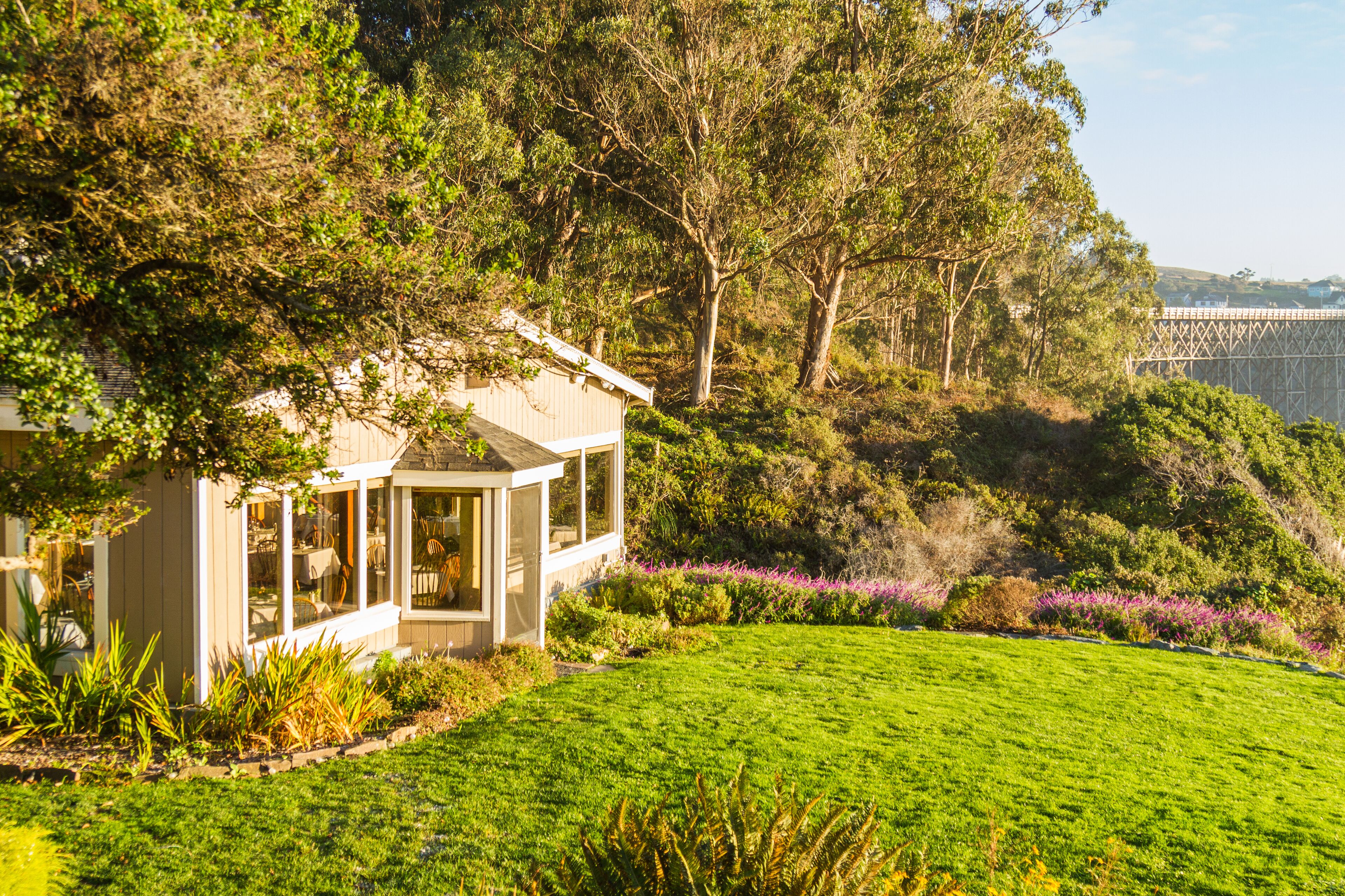 Frühstück, Abendessen, kalifornische Küche, Blick aufs Meer 