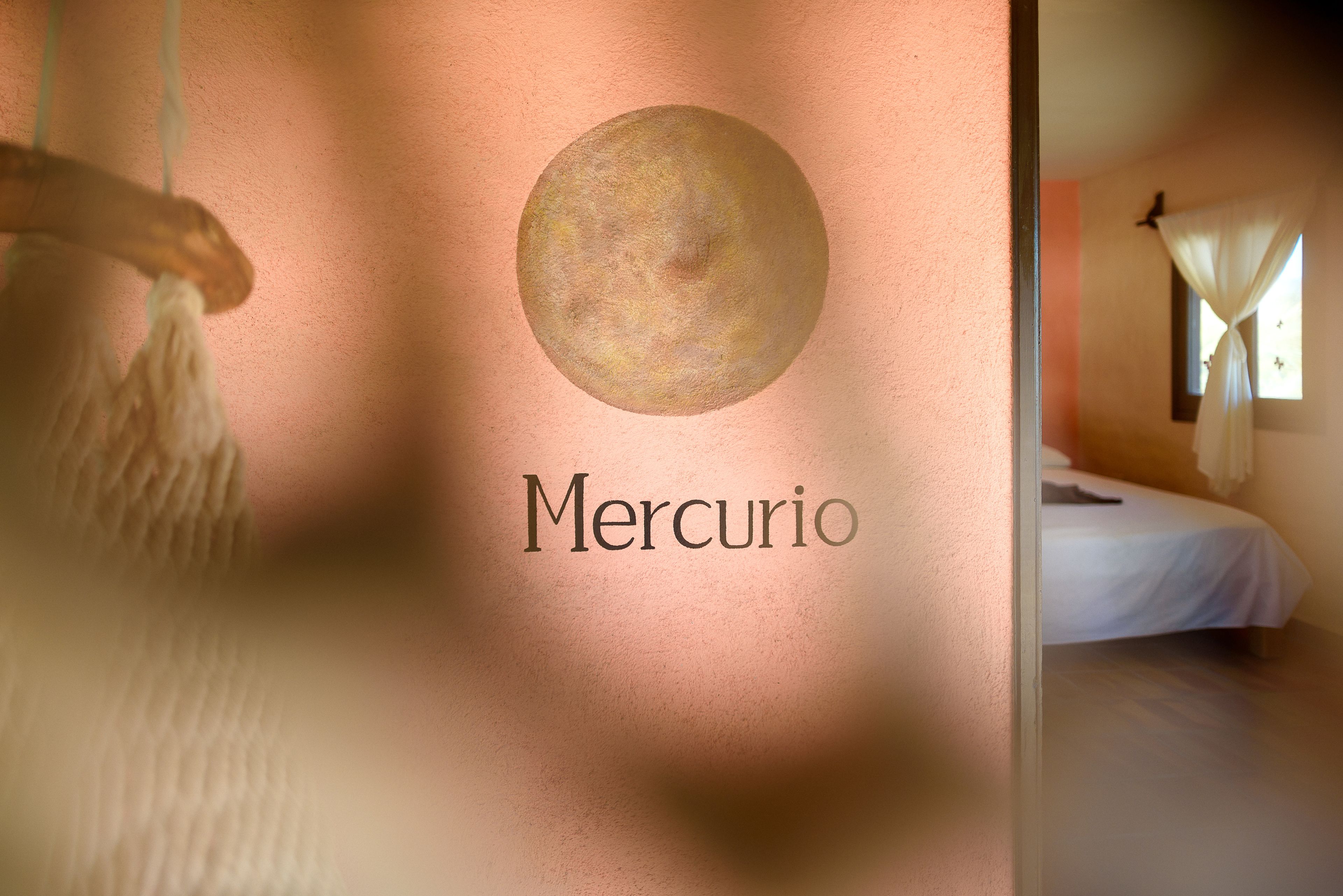 standard king room with garden view | view from room