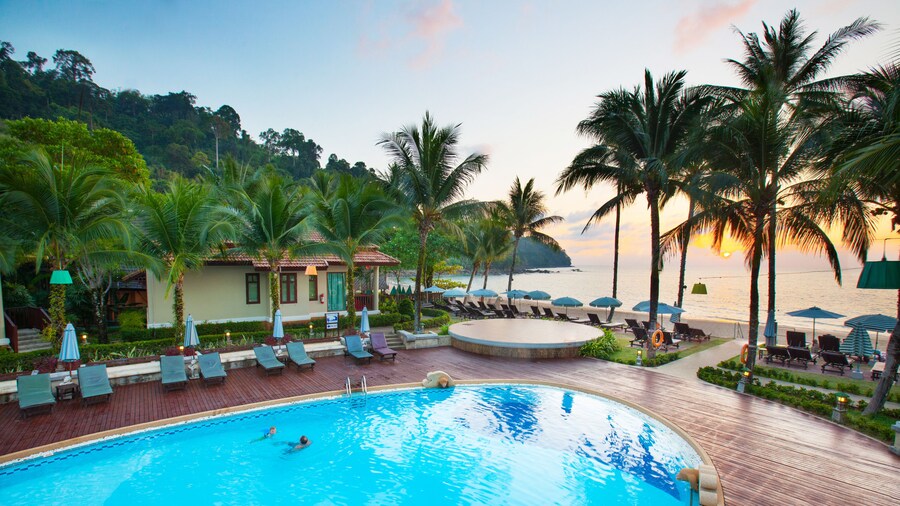 Khaolak Bay Front Resort