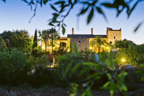 Front of property - evening/night