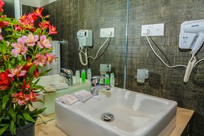 Deluxe Room | Bathroom - Oak Ray Summer Hill Breeze (Nuwara Eliya)