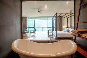 Junior-Suite | 1 Schlafzimmer, hochwertige Bettwaren, Minibar, Zimmersafe