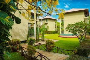 Garden - Fresco Water Villa (Sigiriya)
