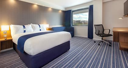 Holiday Inn Express Middlesbrough - Centre Square by IHG